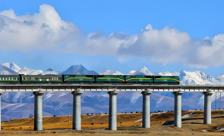 7-Day Tibet Tour by Train from Xining