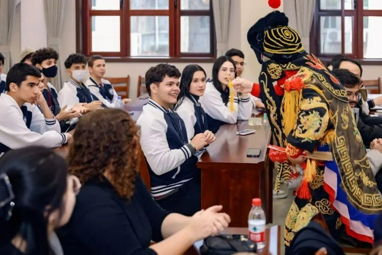 10-Day Beijing, Xi'an, and Chengdu Educational Tour